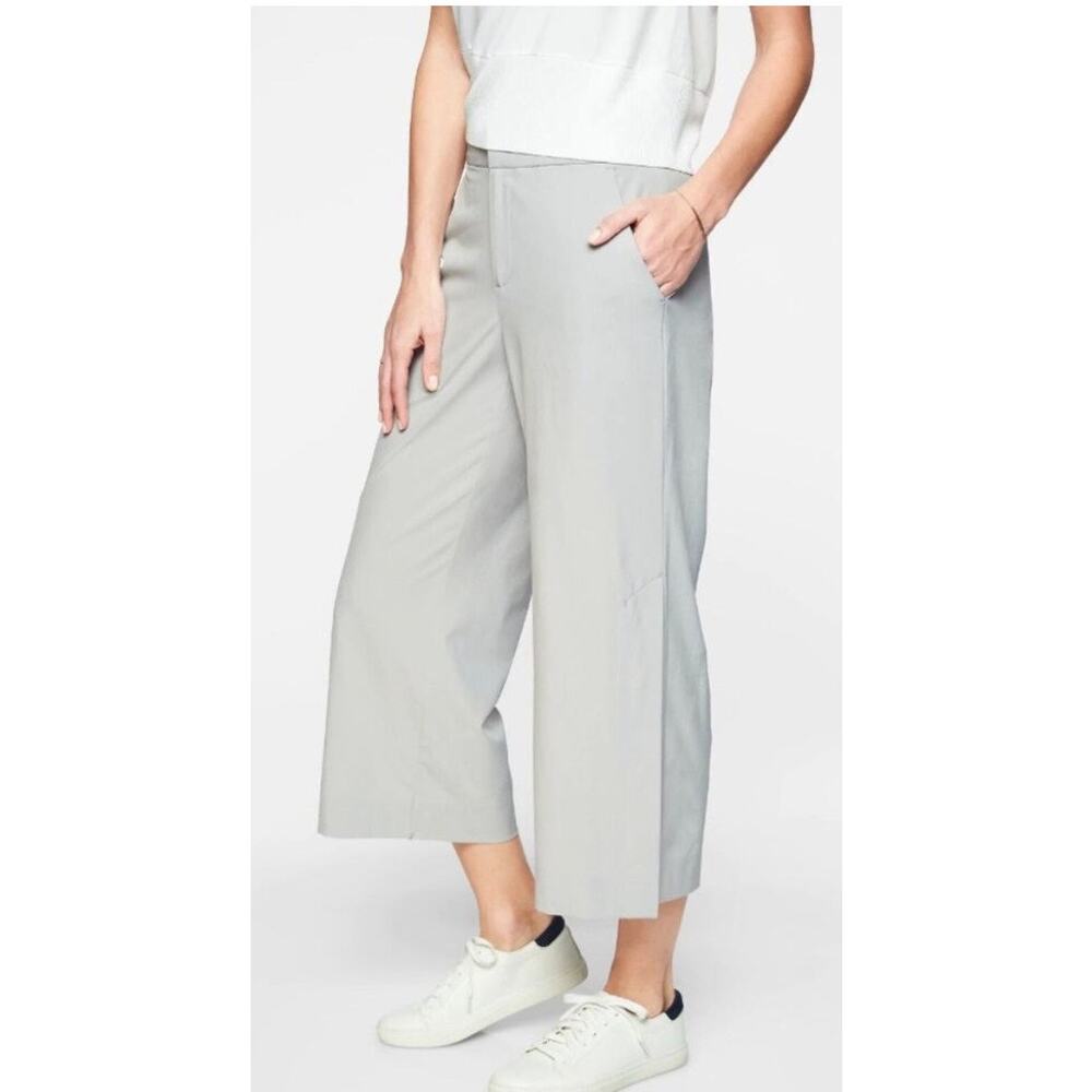 Athleta Wide Leg Cropped Pants in Light Gray